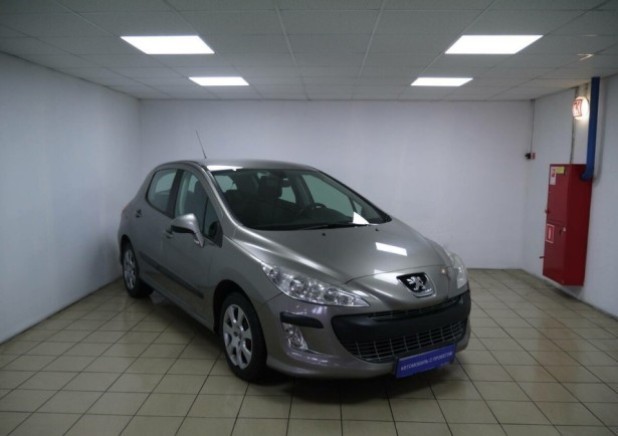 Автомобиль Peugeot, 308, 2010 года, AT, пробег 108000 км