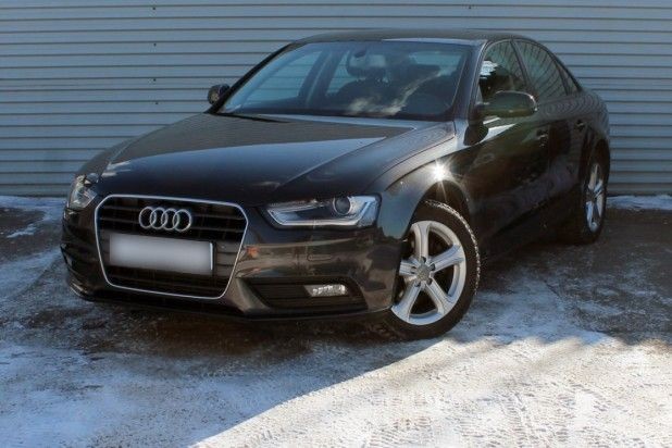 Автомобиль Audi, A4, 2014 года, Вариатор, пробег 100544 км