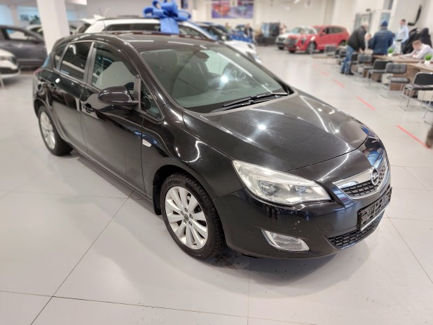 Автомобиль Opel, Astra, 2011 года, Робот, пробег 176520 км