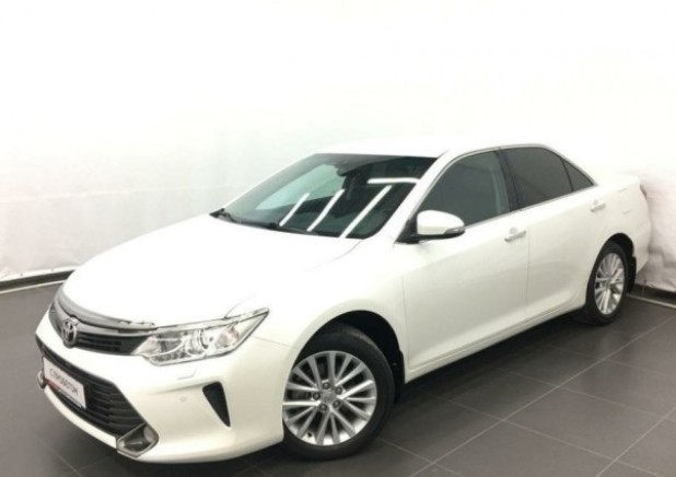 Автомобиль Toyota, Camry, 2015 года, AT, пробег 102124 км