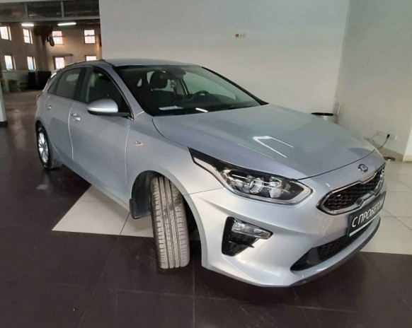 Автомобиль KIA, Cee’d, 2018 года, МТ, пробег 15136 км