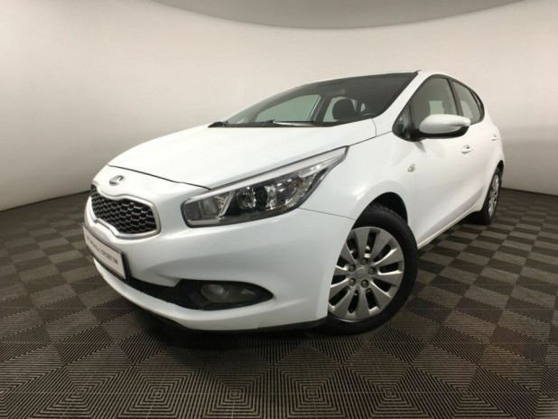 Автомобиль KIA, Cee’d, 2012 года, AT, пробег 116456 км