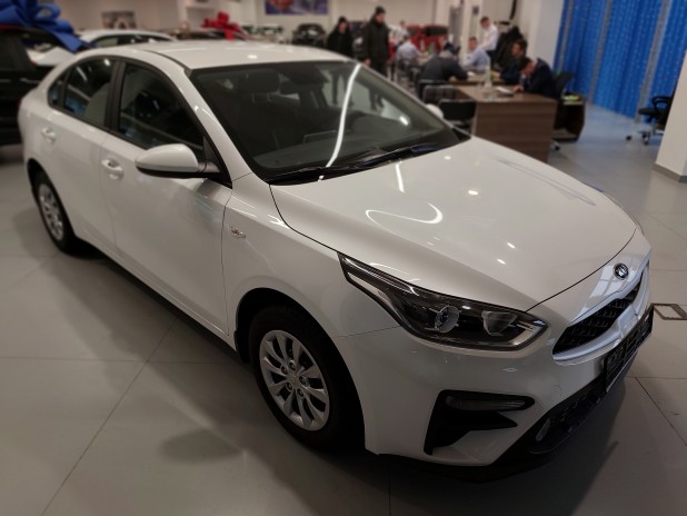 Автомобиль KIA, Cerato, 2021 года, AT, пробег 17600 км