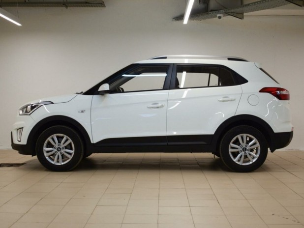 Автомобиль Hyundai, Creta, 2017 года, AT, пробег 15548 км