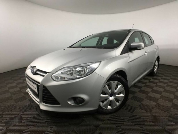 Автомобиль Ford, Focus, 2013 года, Робот, пробег 135813 км