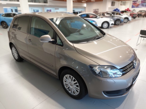 Автомобиль Volkswagen, Golf Plus, 2012 года, МТ, пробег 46789 км