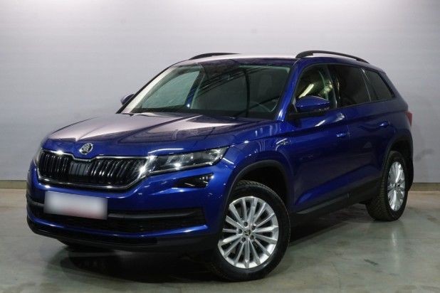 Автомобиль Skoda, Karoq, 2019 года, Робот, пробег 56872 км