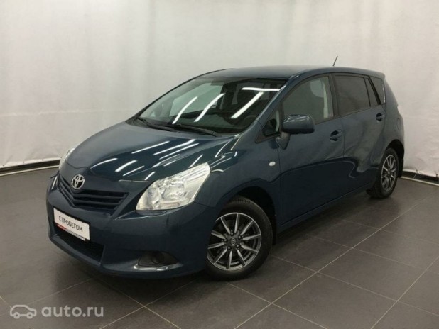 Автомобиль Toyota, Verso, 2009 года, МТ, пробег 139042 км