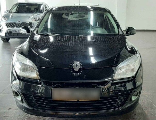 Автомобиль Renault, Megane, 2013 года, МТ, пробег 140032 км