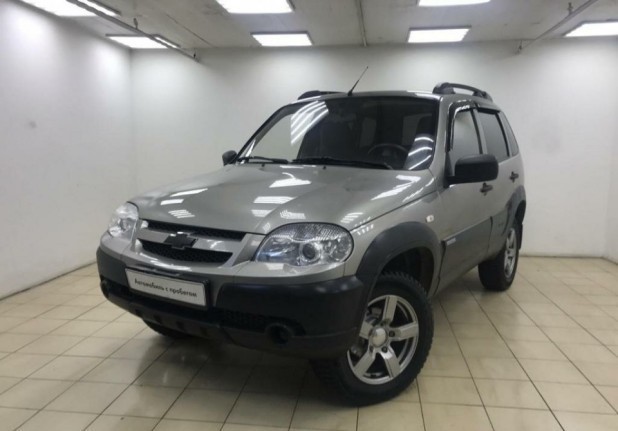 Автомобиль Chevrolet, Niva, 2015 года, МТ, пробег 52340 км