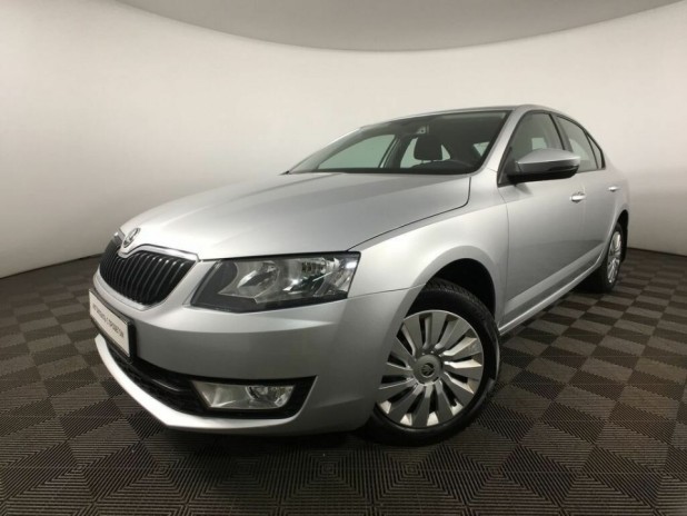 Автомобиль Skoda, Octavia, 2014 года, Робот, пробег 33892 км