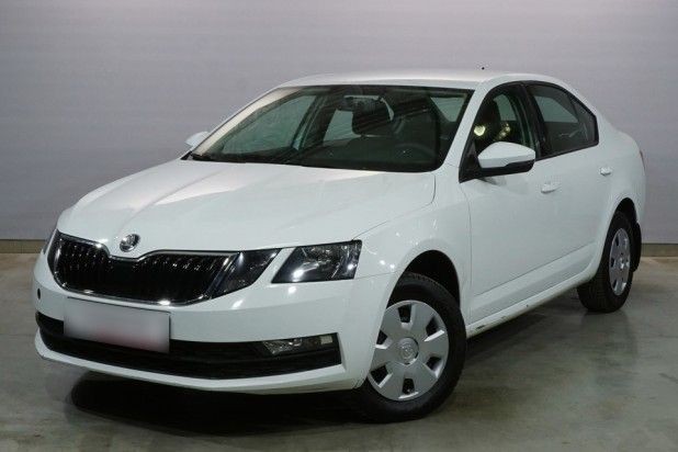 Автомобиль Skoda, Octavia, 2018 года, AT, пробег 124482 км