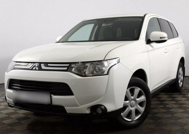 Автомобиль Mitsubishi, Outlander, 2012 года, Вариатор, пробег 99878 км