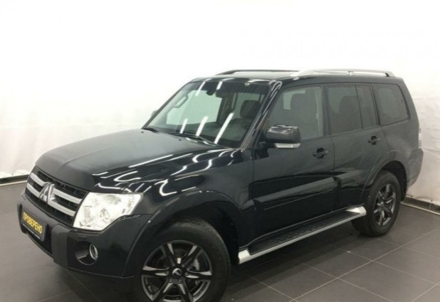 Автомобиль Mitsubishi, Pajero, 2010 года, AT, пробег 129100 км