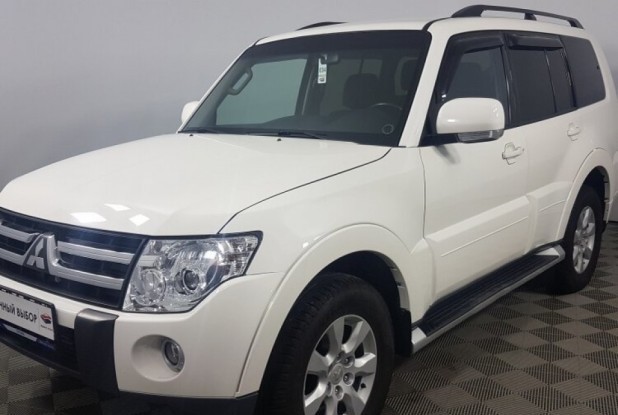 Автомобиль Mitsubishi, Pajero, 2011 года, AT, пробег 115686 км