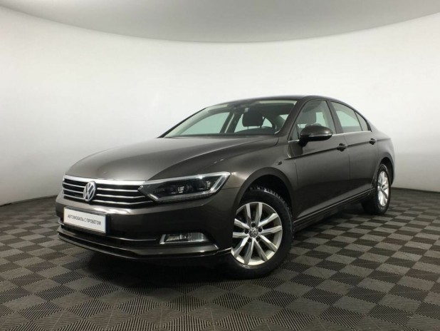 Автомобиль Volkswagen, Passat, 2016 года, Робот, пробег 51423 км