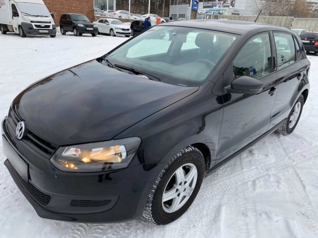 Автомобиль Volkswagen, Polo, 2012 года, Робот, пробег 76915 км