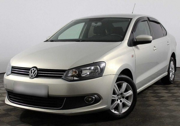 Автомобиль Volkswagen, Polo, 2011 года, AT, пробег 111499 км