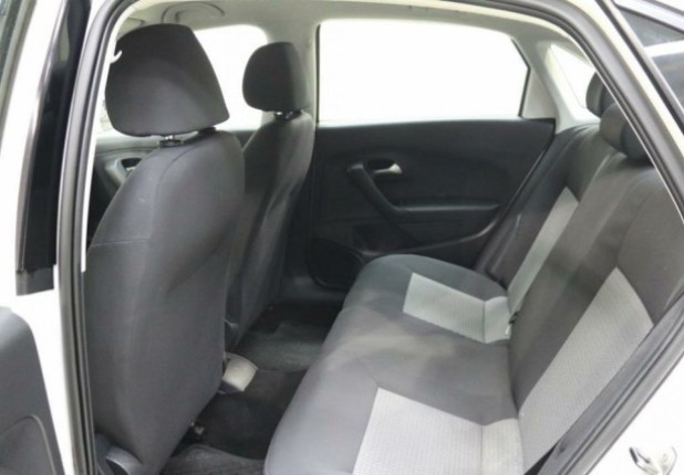 Автомобиль Volkswagen, Polo, 2012 года, МТ, пробег 40400 км