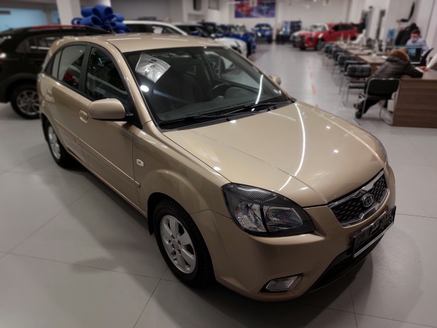 Автомобиль KIA, Rio, 2012 года, AT, пробег 87543 км