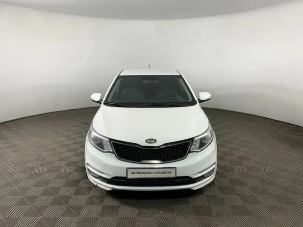 Автомобиль KIA, Rio, 2015 года, AT, пробег 84522 км