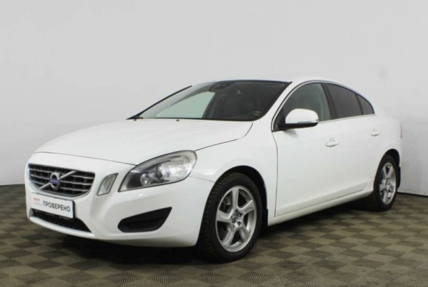 Автомобиль Volvo, S60, 2011 года, AT, пробег 130640 км