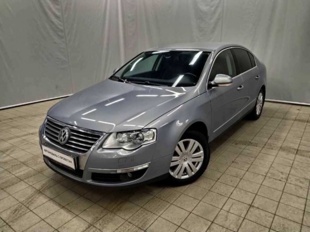 Автомобиль Volkswagen, Passat, 2010 года, Робот, пробег 195450 км