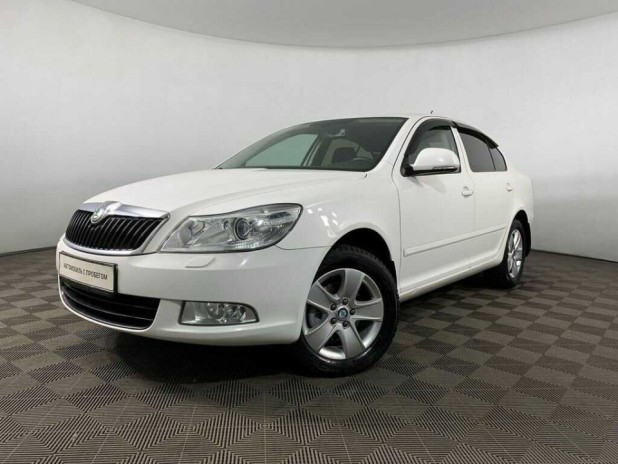 Автомобиль Skoda, Octavia, 2011 года, Робот, пробег 115444 км