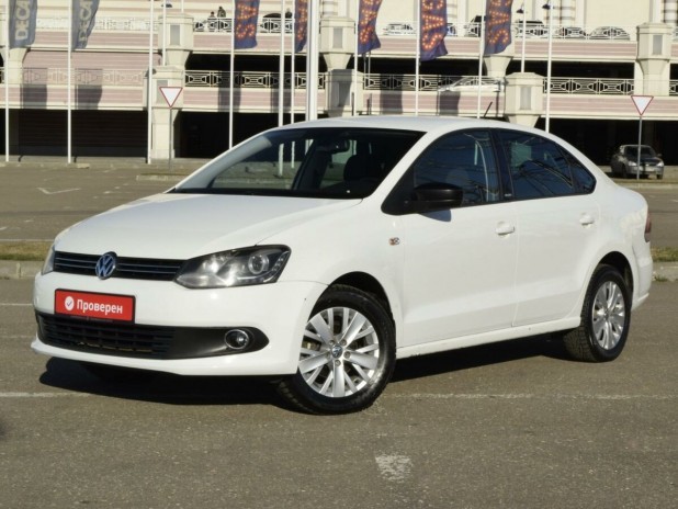 Автомобиль Volkswagen, Polo, 2014 года, AT, пробег 119556 км