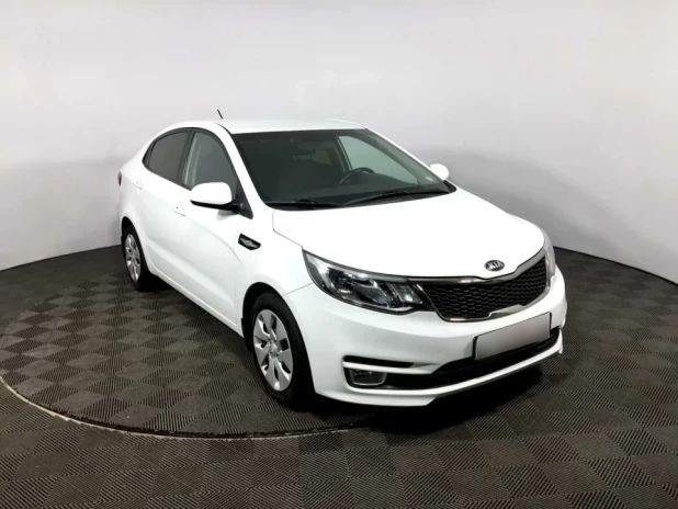 Автомобиль KIA, Rio, 2016 года, AT, пробег 81944 км