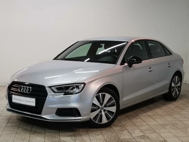 Автомобиль Audi, A3, 2017 года, Робот, пробег 38639 км