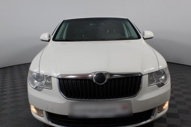 Автомобиль Skoda, Superb, 2013 года, Робот, пробег 107251 км