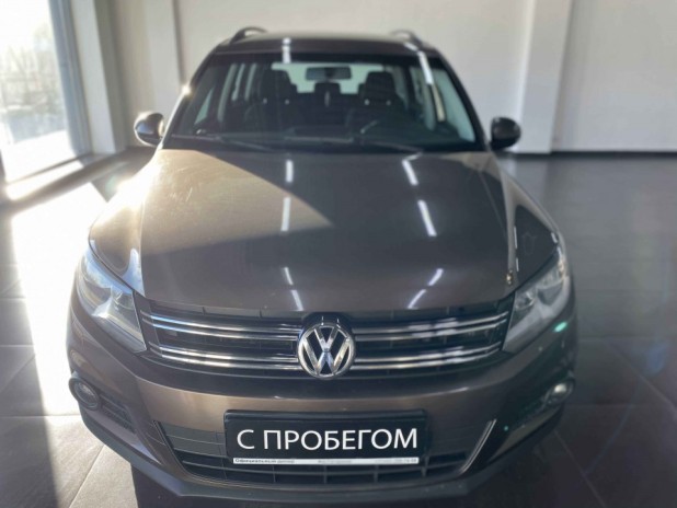 Автомобиль Volkswagen, Tiguan, 2014 года, AT, пробег 71680 км