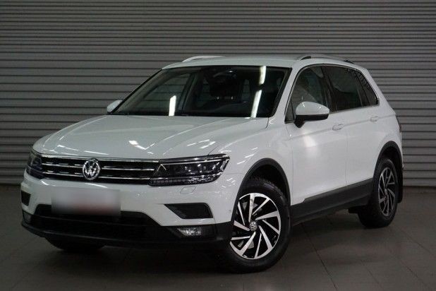 Автомобиль Volkswagen, Tiguan, 2019 года, Робот, пробег 37846 км