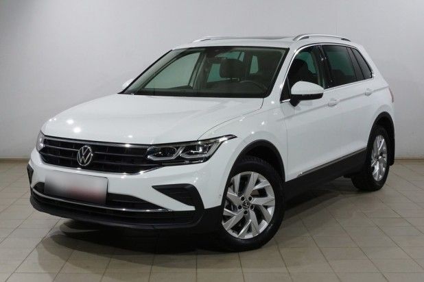 Автомобиль Volkswagen, Tiguan, 2021 года, Робот, пробег 4879 км