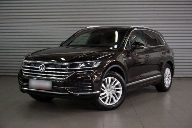 Автомобиль Volkswagen, Touareg, 2018 года, AT, пробег 24562 км