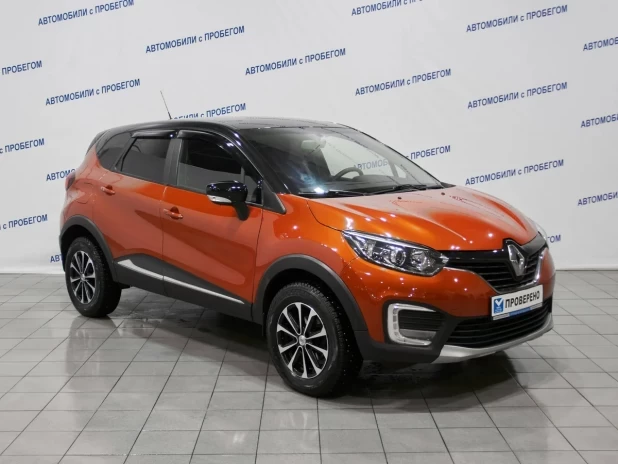 Автомобиль Renault, Kaptur, 2017 года, Вариатор, пробег 42300 км