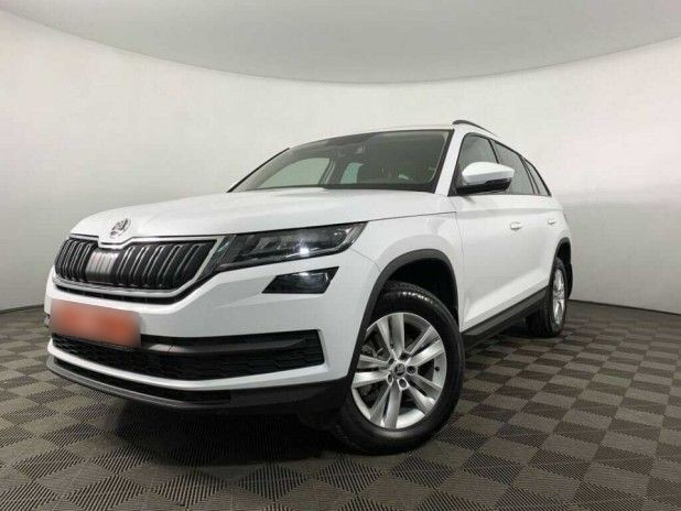 Автомобиль Skoda, Kodiaq, 2017 года, Робот, пробег 42145 км