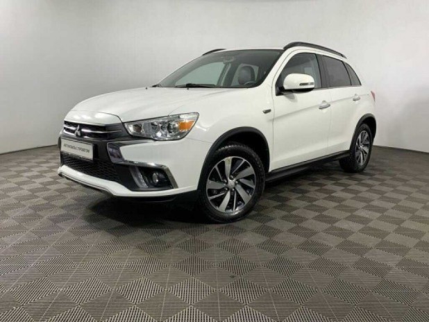 Автомобиль Mitsubishi, ASX, 2017 года, Вариатор, пробег 49146 км