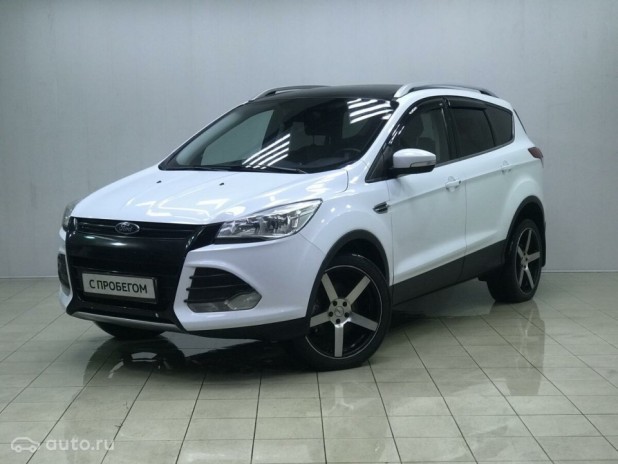 Автомобиль Ford, Kuga, 2014 года, Робот, пробег 122934 км