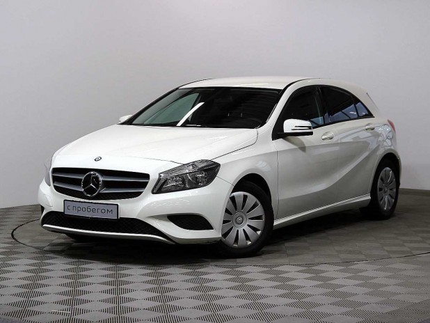 Автомобиль Mercedes-Benz, A-klasse, 2014 года, Робот, пробег 50100 км